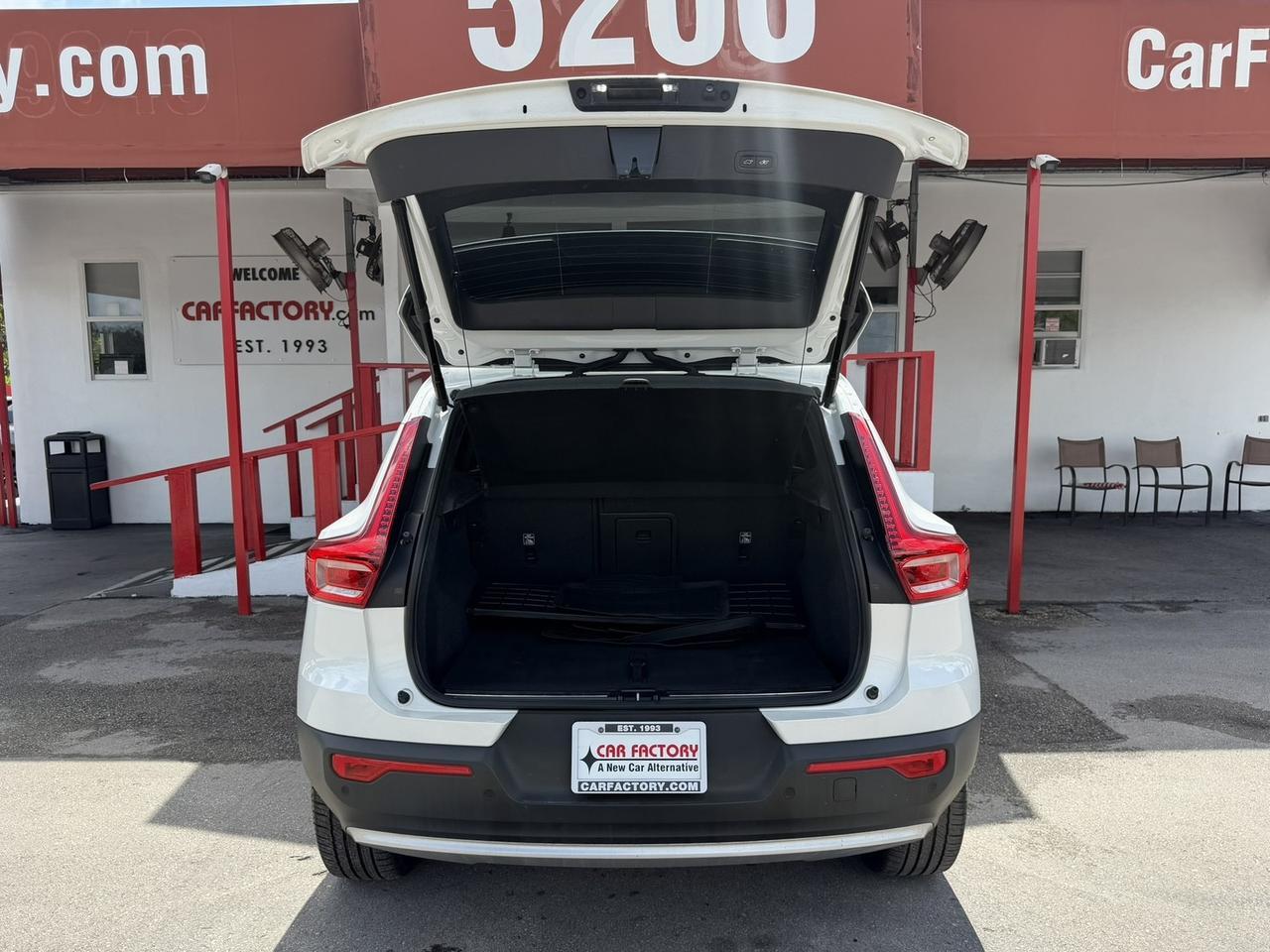 2024 Volvo XC40 Plus Bright Theme Hollywood FL