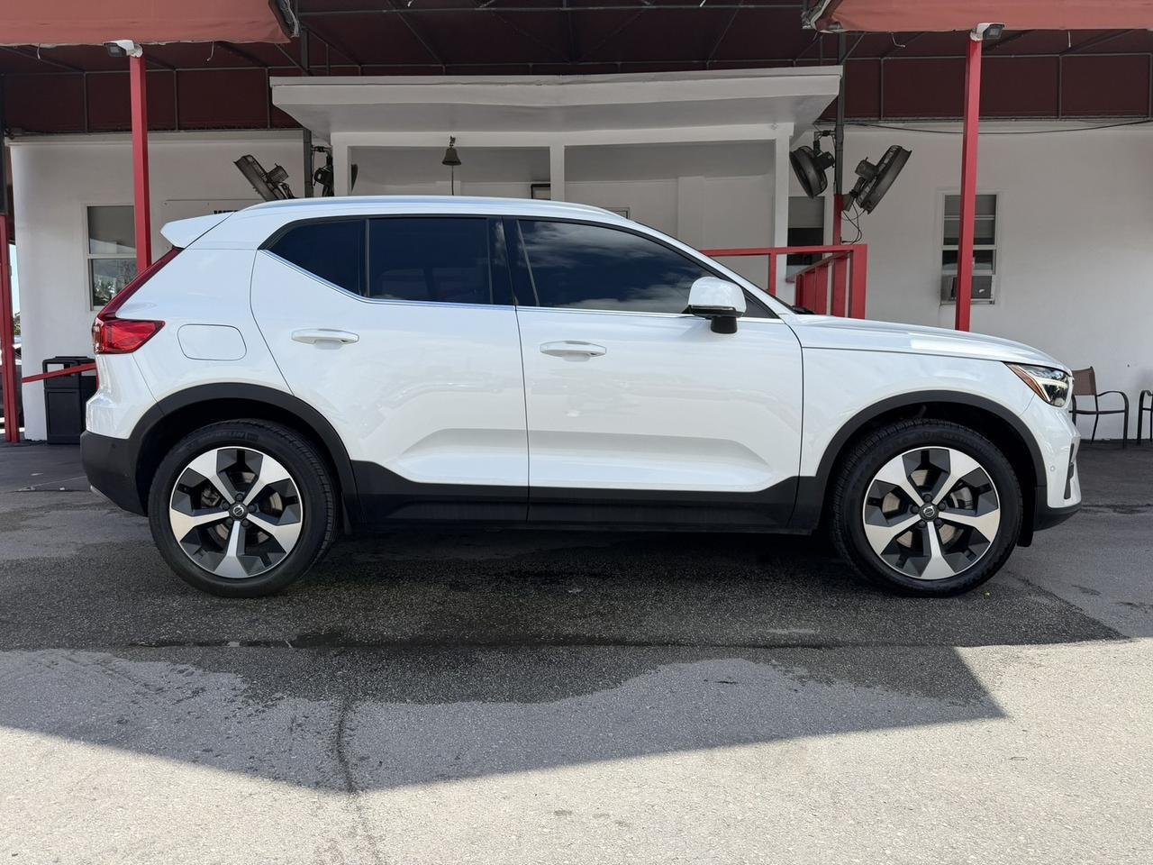 2024 Volvo XC40 Plus Bright Theme Hollywood FL