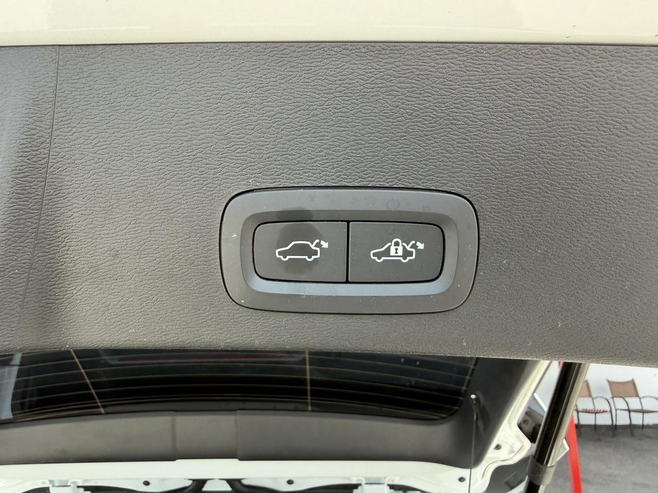 2024 Volvo XC40 Plus Bright Theme Hollywood FL