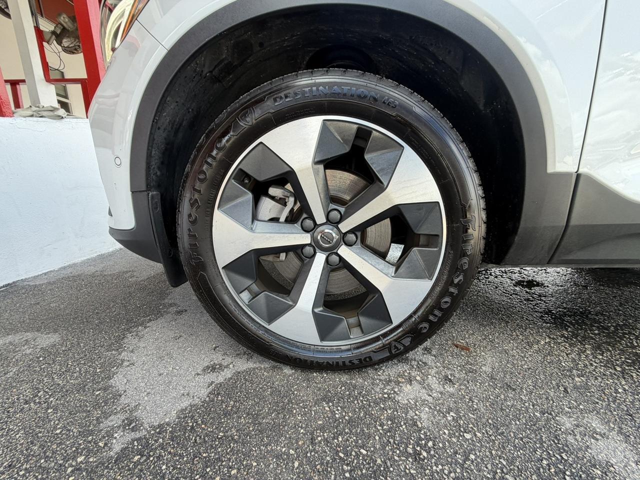 2024 Volvo XC40 Plus Bright Theme Hollywood FL
