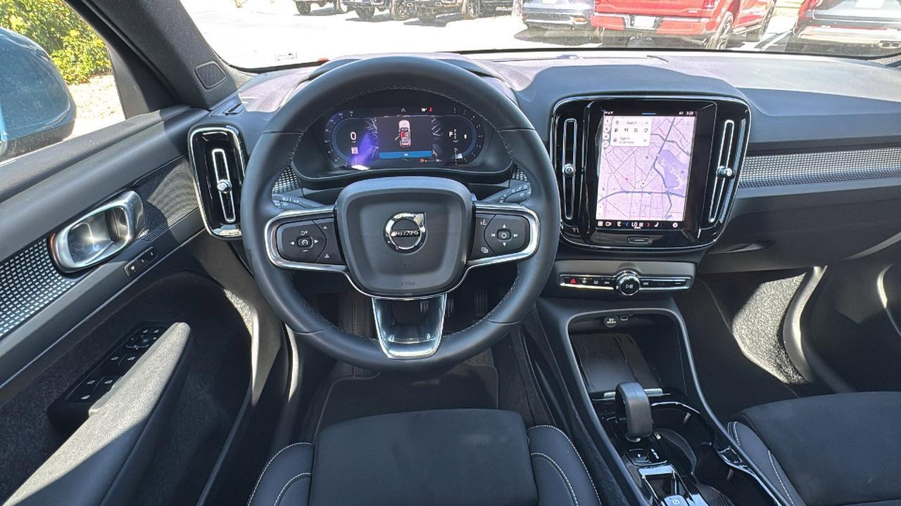 2024 Volvo XC40 Plus Bright Theme San Antonio TX