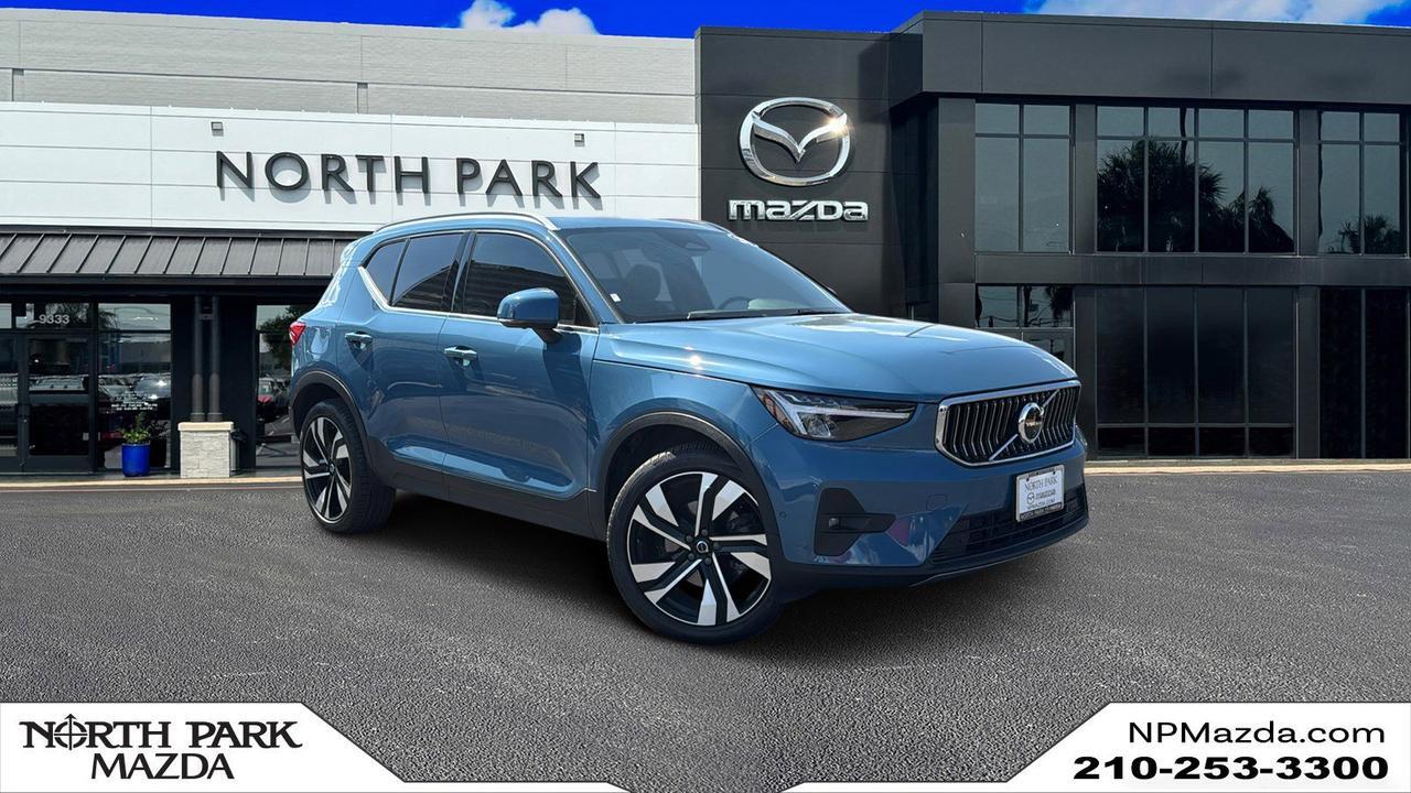 2024 Volvo XC40