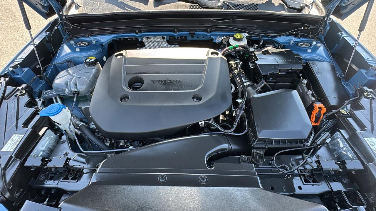 2024 Volvo XC40 Plus Bright Theme San Antonio TX