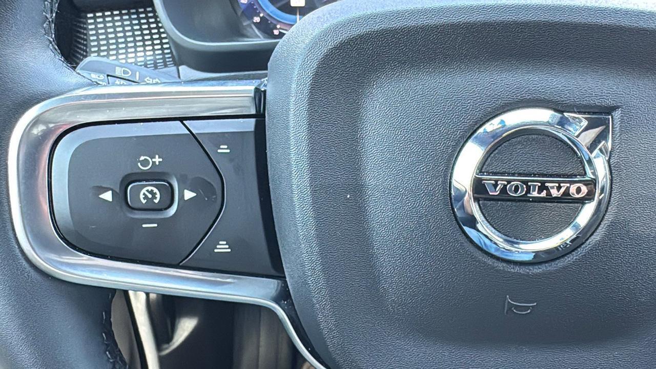 2024 Volvo XC40 Plus Bright Theme San Antonio TX