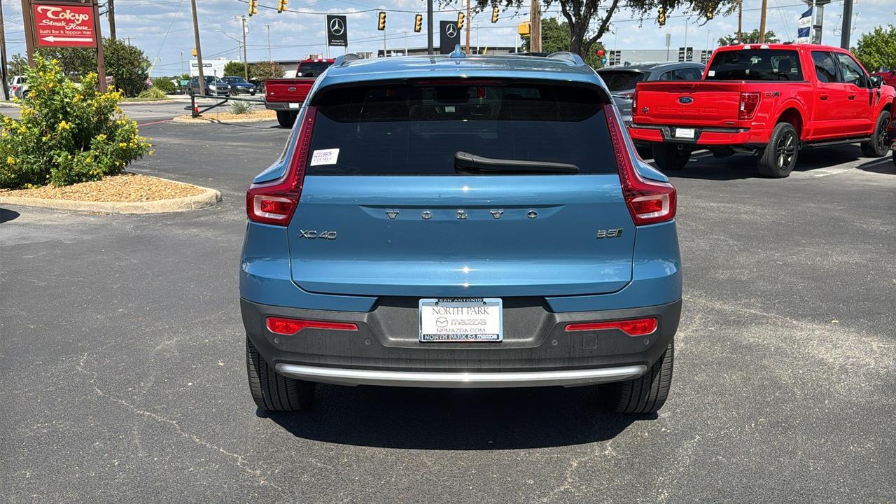 2024 Volvo XC40 Plus Bright Theme San Antonio TX