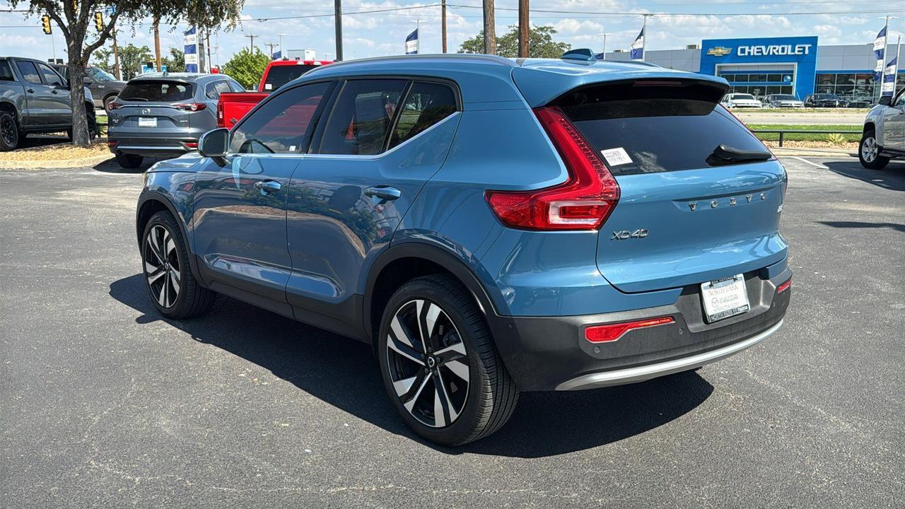 2024 Volvo XC40 Plus Bright Theme San Antonio TX