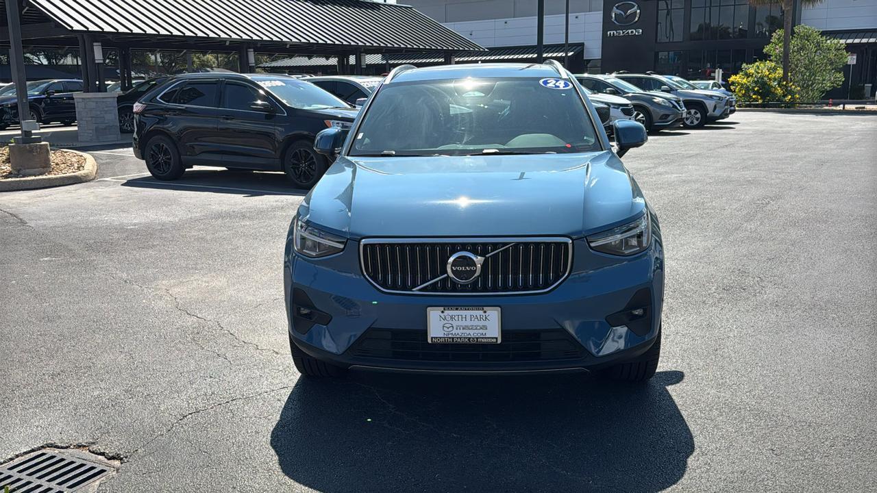 2024 Volvo XC40 Plus Bright Theme San Antonio TX