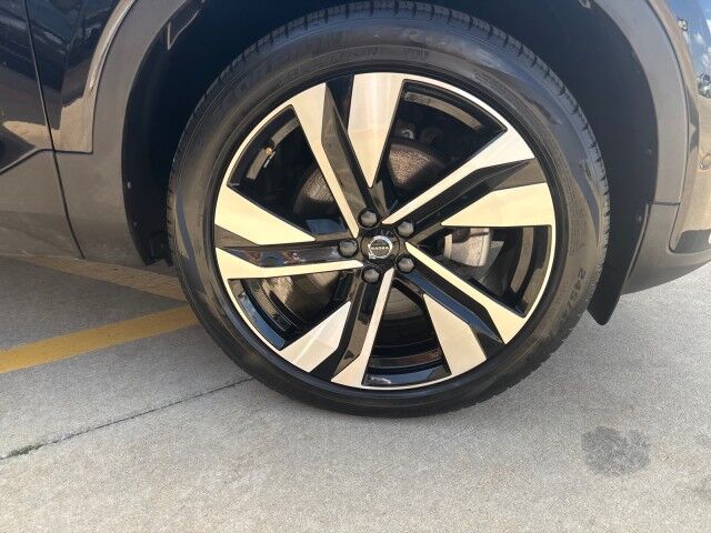 2024 Volvo XC40 Plus Bright Theme Springfield IL