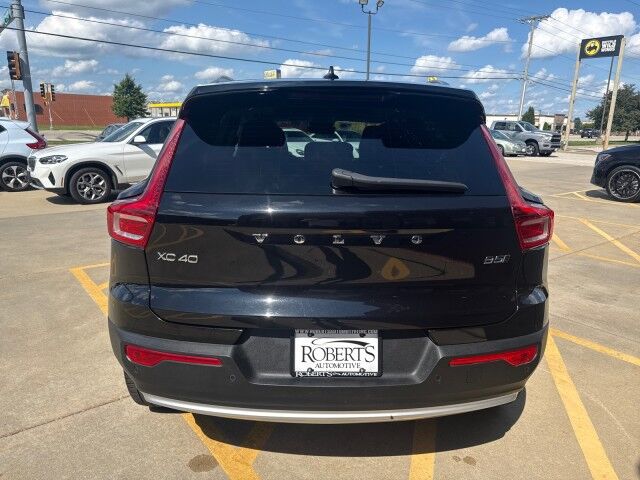 2024 Volvo XC40 Plus Bright Theme Springfield IL