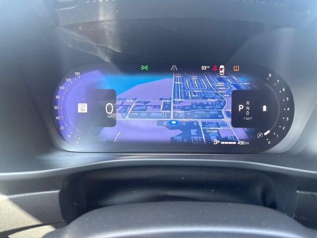 2024 Volvo XC40 Plus Bright Theme Springfield IL