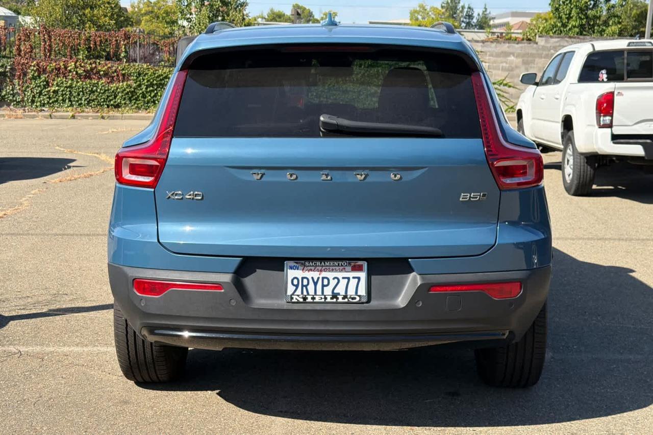2024 Volvo XC40 Plus Dark Theme Roseville CA
