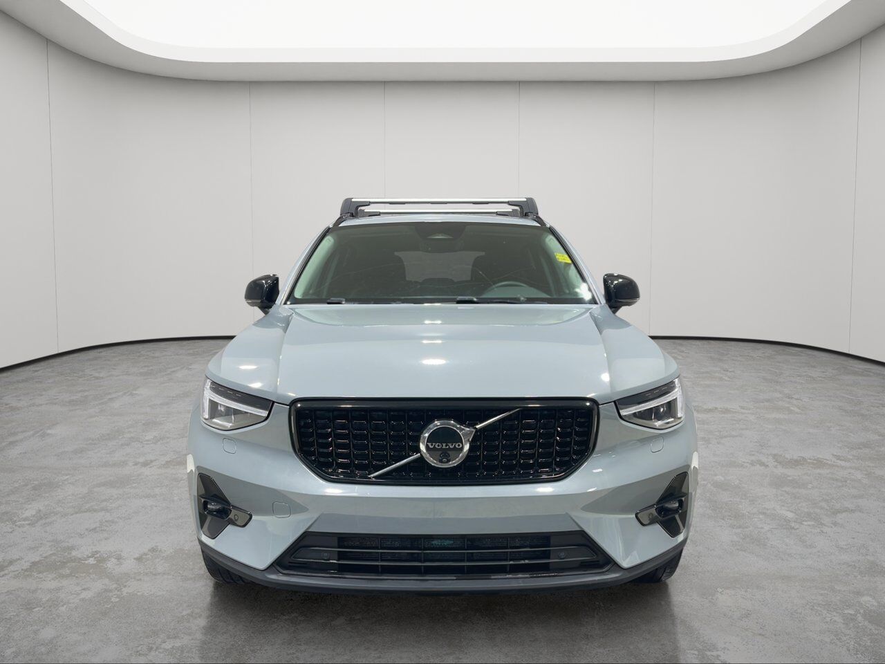 2024 Volvo XC40 Plus Dark Theme