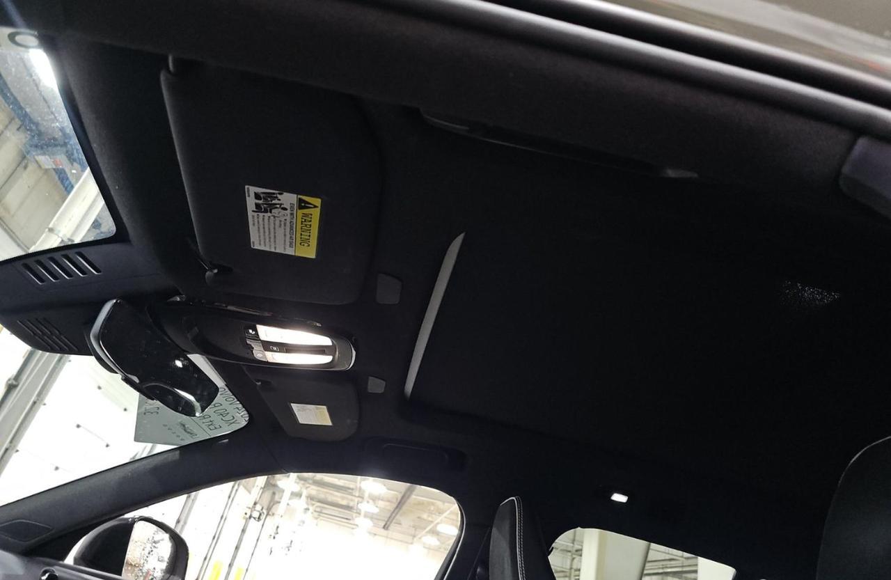 2024 Volvo XC40 Recharge Extended Range PLUS | 293 mi Range, Climate Package, 20" Wheels * Portland OR