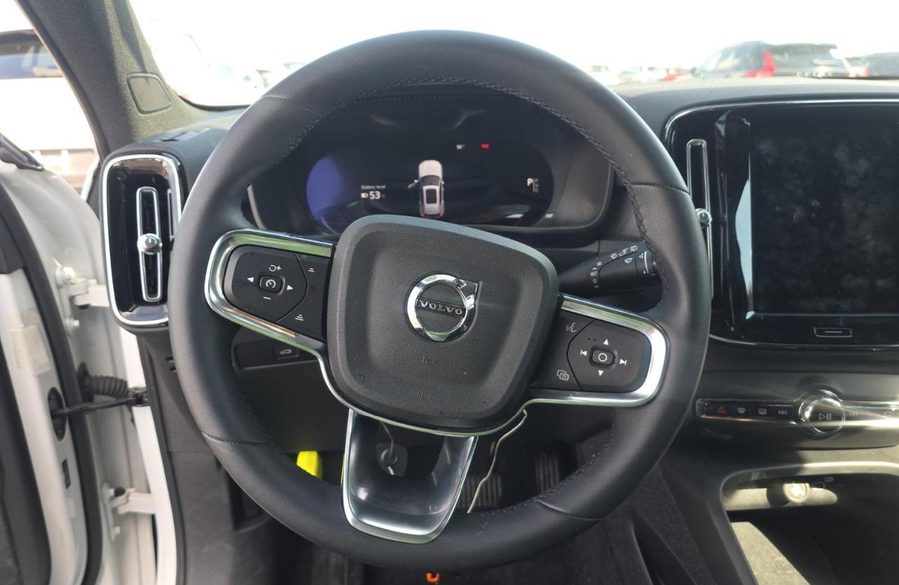 2024 Volvo XC40 Recharge P8 Twin Engine ULTIMATE w/Harman Kardon, Pilot Assist, 360 Cam, 4 Heated Se Portland OR