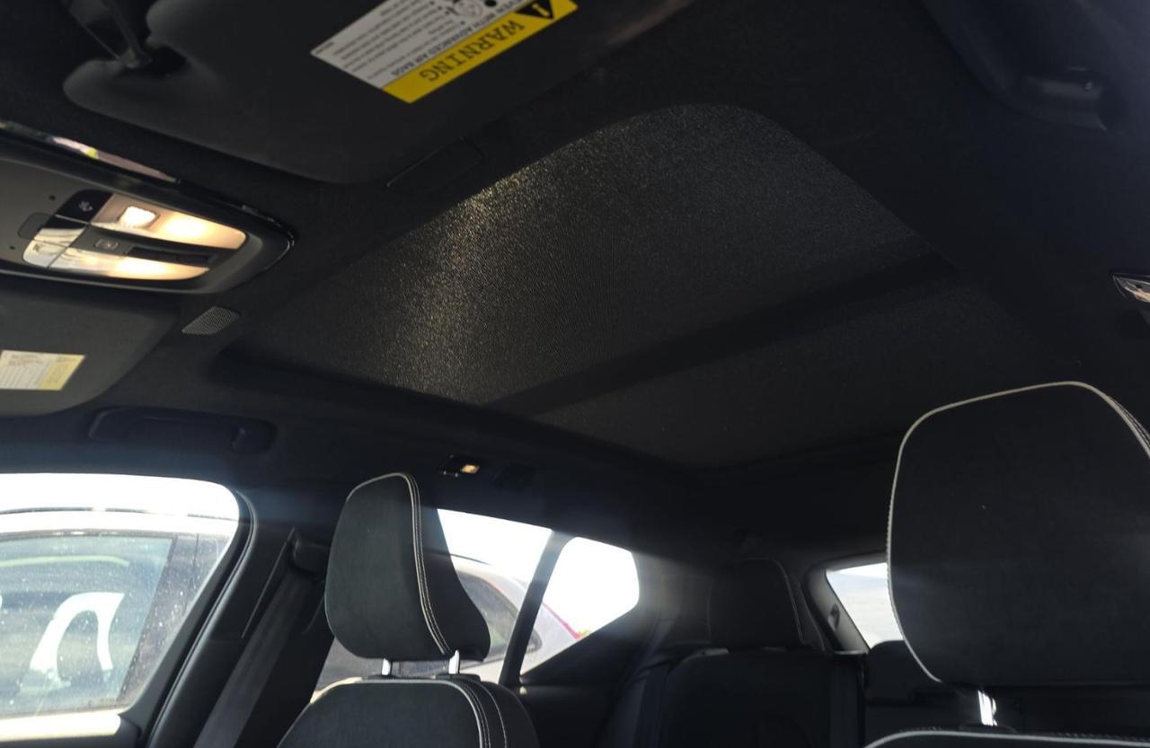 2024 Volvo XC40 Recharge P8 Twin Engine ULTIMATE w/Harman Kardon, Pilot Assist, 360 Cam, 4 Heated Se Portland OR