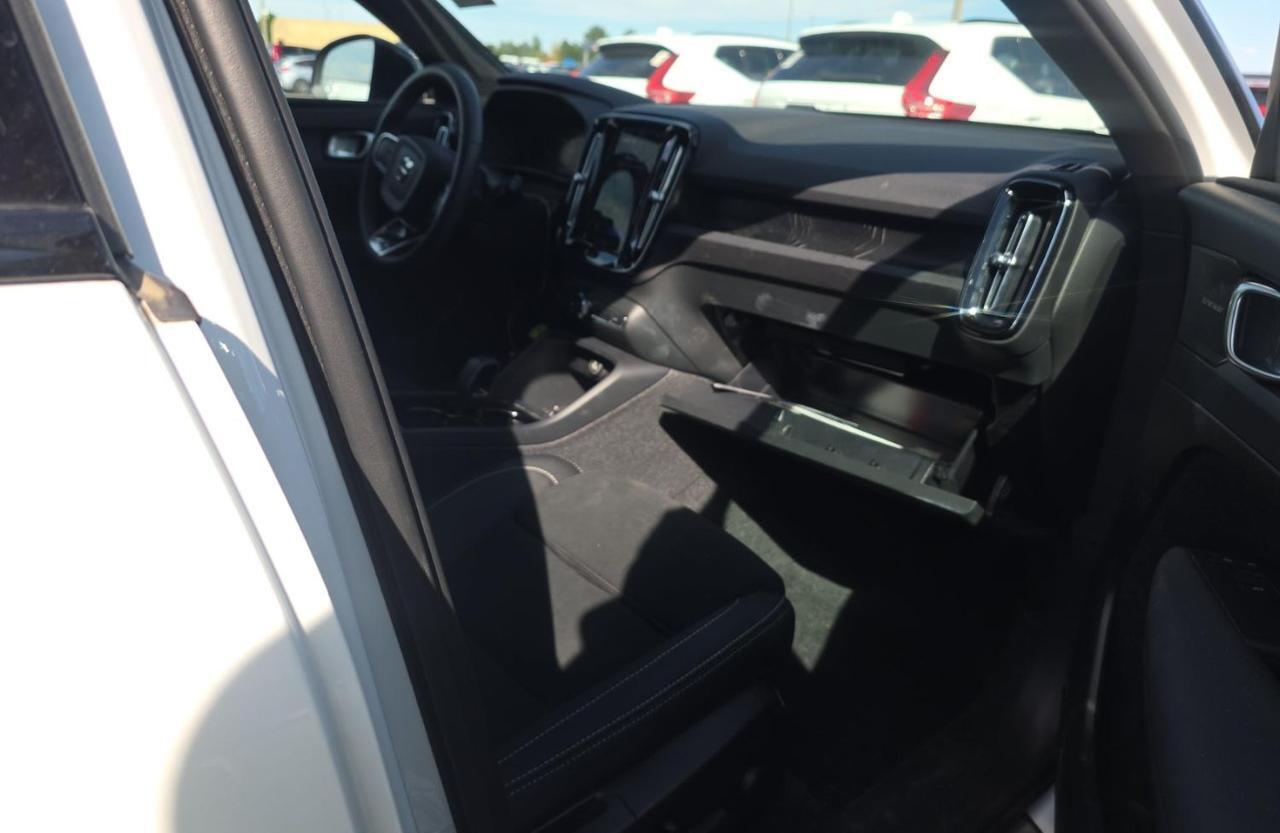 2024 Volvo XC40 Recharge P8 Twin Engine ULTIMATE w/Harman Kardon, Pilot Assist, 360 Cam, 4 Heated Se Portland OR