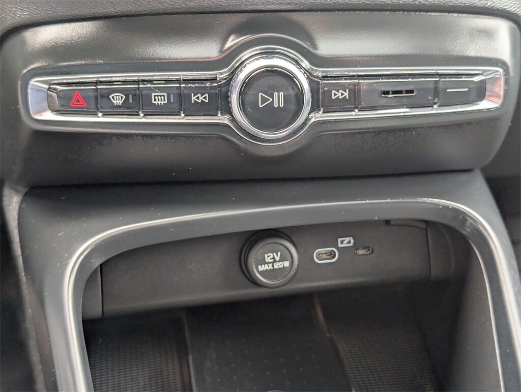 2024 Volvo XC40 Recharge Pure Electric Single Motor Plus Hunt Valley MD