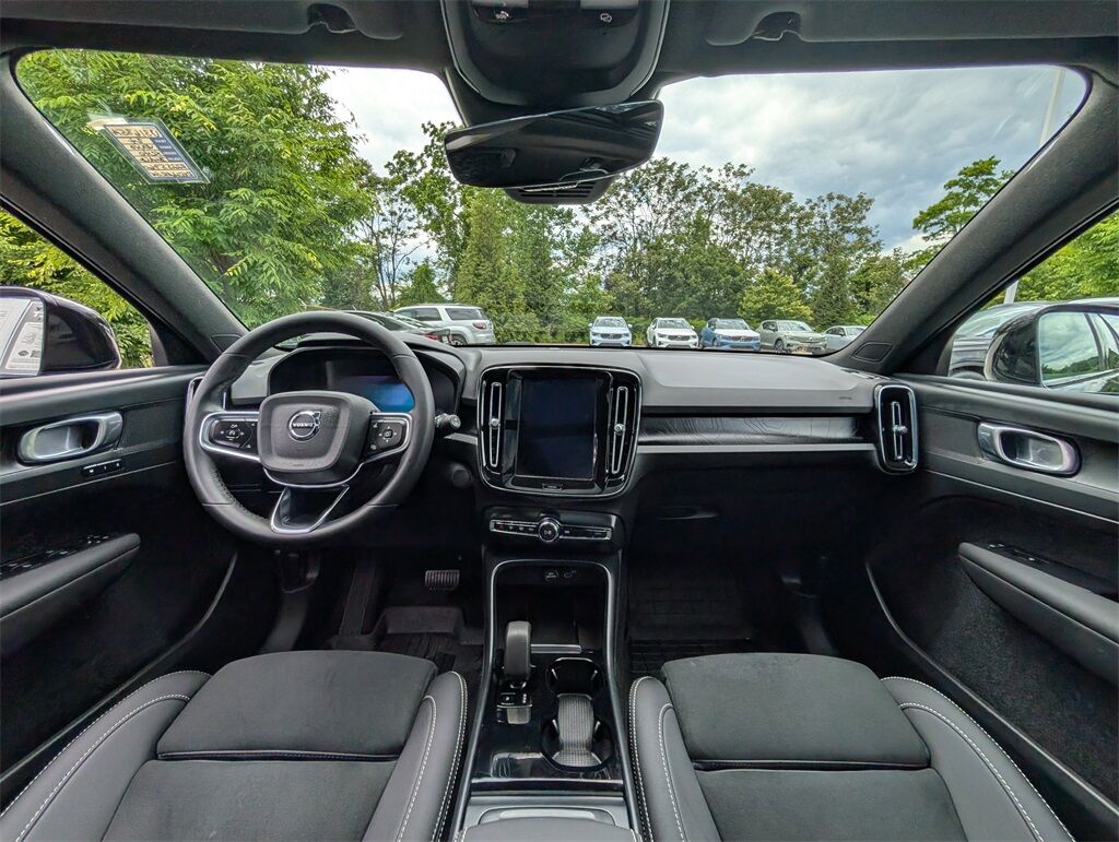 2024 Volvo XC40 Recharge Pure Electric Single Motor Plus Hunt Valley MD