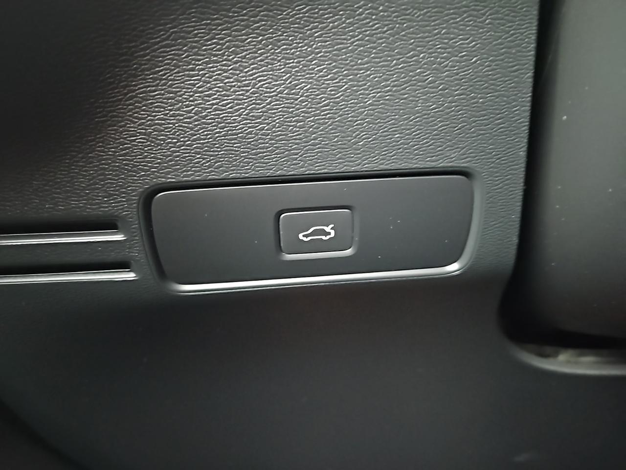 2024 Volvo XC40 Recharge Pure Electric Twin Plus Waldorf MD