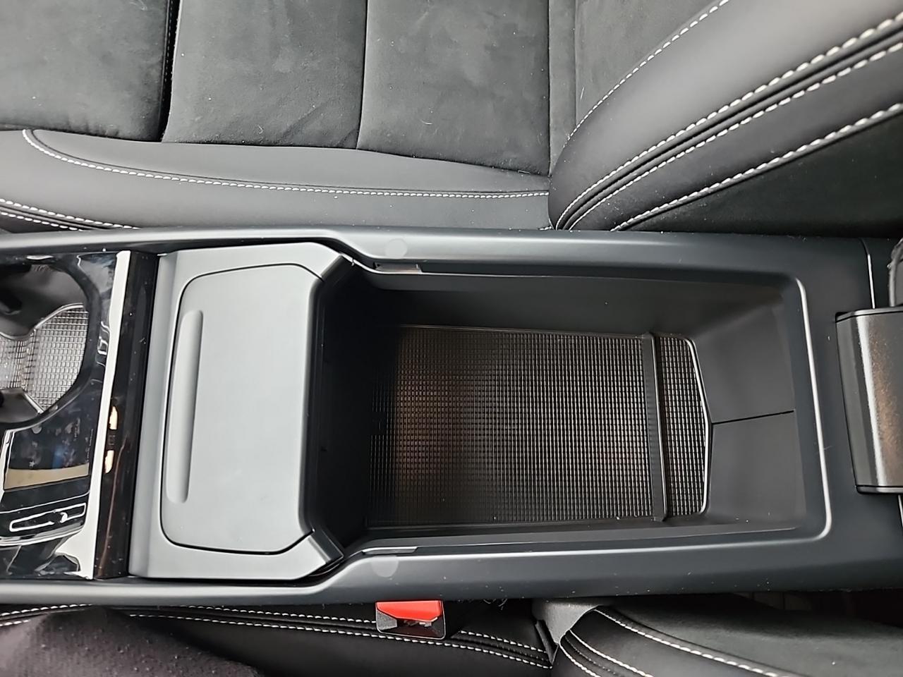 2024 Volvo XC40 Recharge Pure Electric Twin Plus Waldorf MD