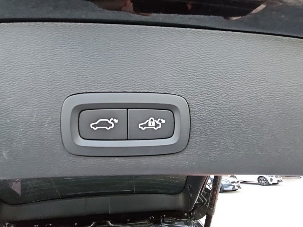 2024 Volvo XC40 Recharge Pure Electric Twin Plus Hunt Valley MD