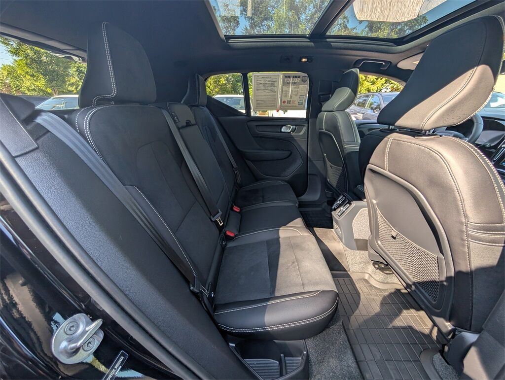 2024 Volvo XC40 Recharge Pure Electric Twin Plus Hunt Valley MD
