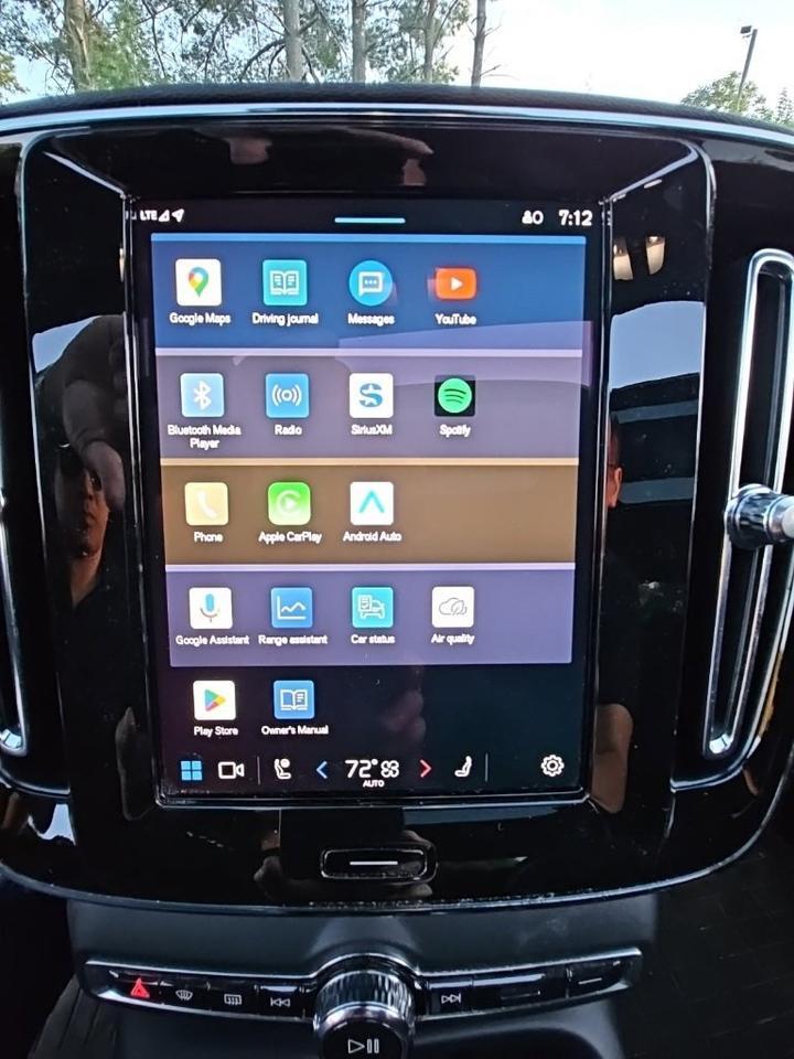 2024 Volvo XC40 Recharge Pure Electric Twin Plus Hunt Valley MD