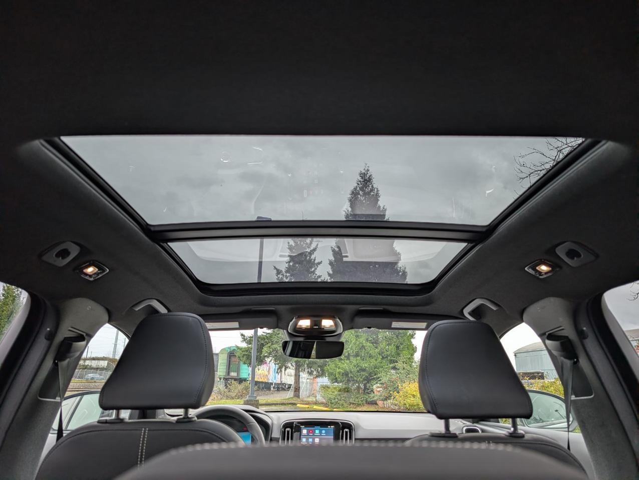 2024 Volvo XC40 Recharge Twin Motor ULTIMATE w/Harman Kardon, Pilot Assist, 360 Cam, Pano, 4 Heated Seats & Wheel Portland OR