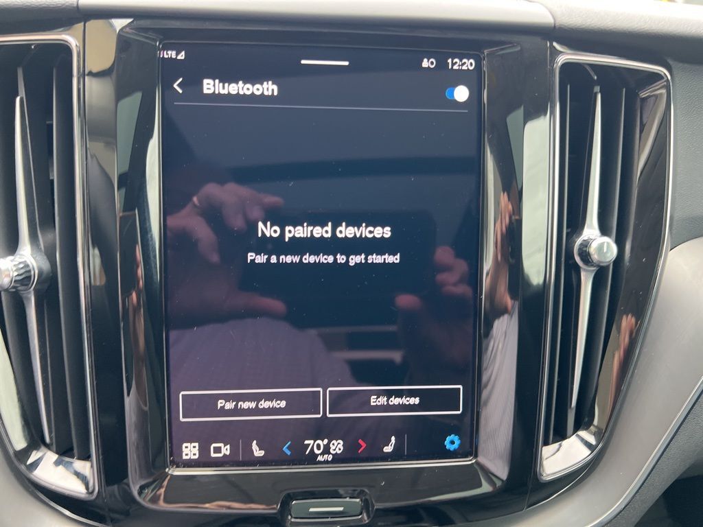 2024 Volvo XC60 B5 Core Mount Joy PA