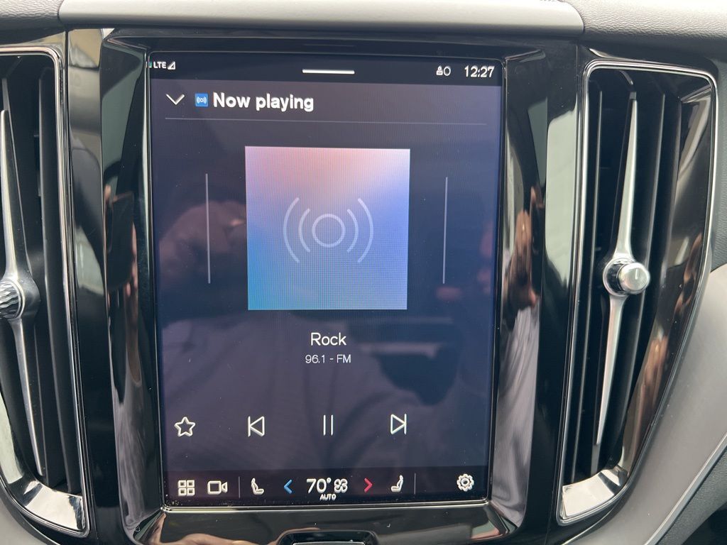 2024 Volvo XC60 B5 Core Mount Joy PA