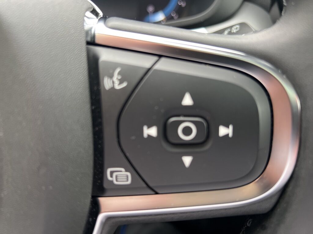 2024 Volvo XC60 B5 Core Mount Joy PA