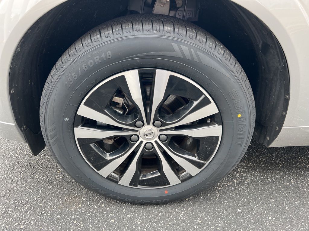 2024 Volvo XC60 B5 Core Mount Joy PA