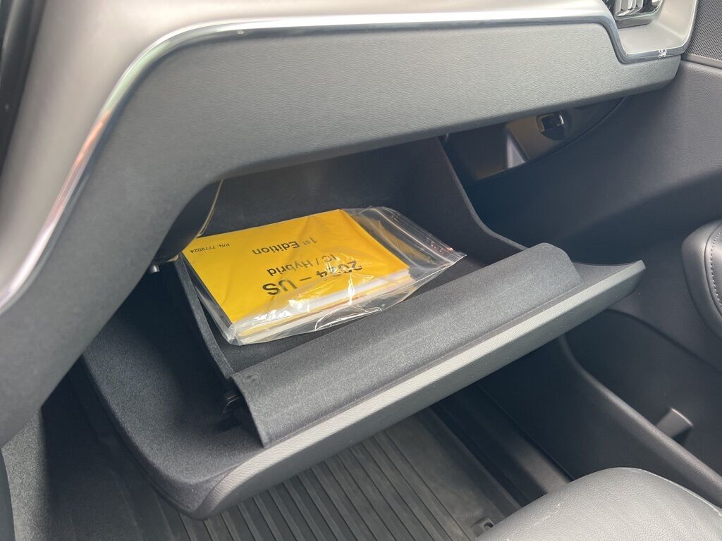 2024 Volvo XC60 B5 Core Mount Joy PA