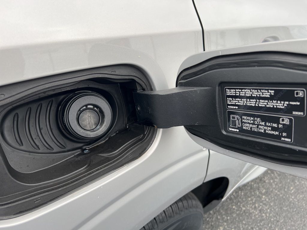 2024 Volvo XC60 B5 Core Mount Joy PA