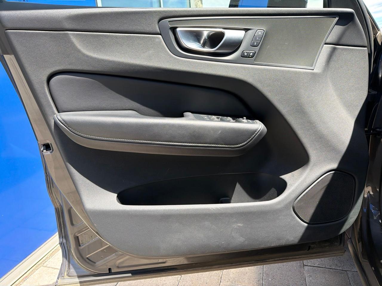 2024 Volvo XC60 B5 Core Bend OR