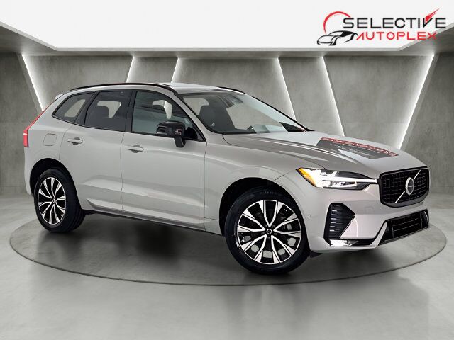 2024 Volvo XC60 B5 Plus Dark Theme