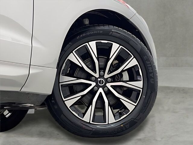 2024 Volvo XC60 B5 Plus Dark Theme Carrollton TX