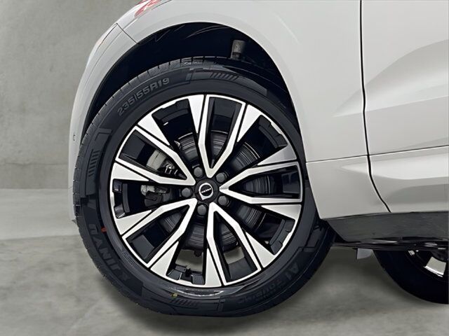 2024 Volvo XC60 B5 Plus Dark Theme Carrollton TX