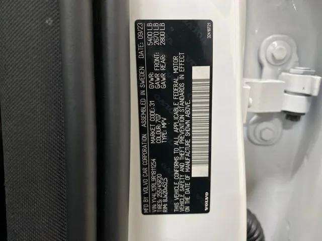 2024 Volvo XC60 B5 Plus Dark Theme Dallas TX