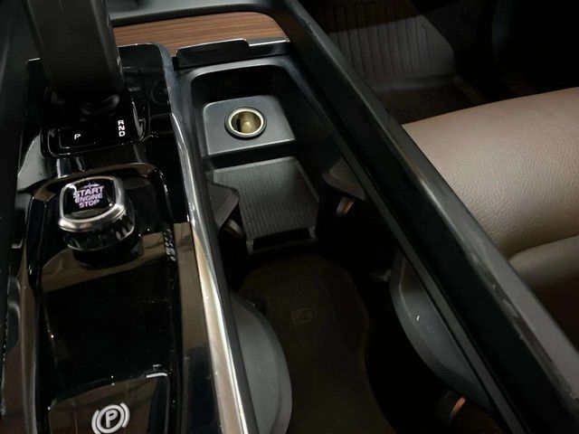 2024 Volvo XC60 B5 Plus Dark Theme Dallas TX