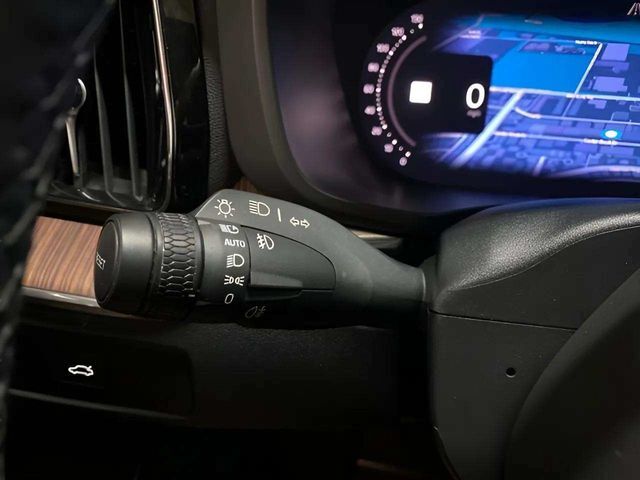 2024 Volvo XC60 B5 Plus Dark Theme Dallas TX