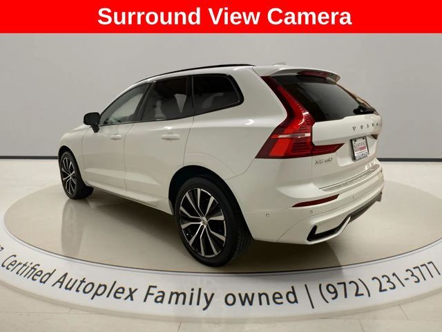 2024 Volvo XC60 B5 Plus Dark Theme