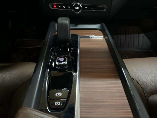 2024 Volvo XC60 B5 Plus Dark Theme Dallas TX