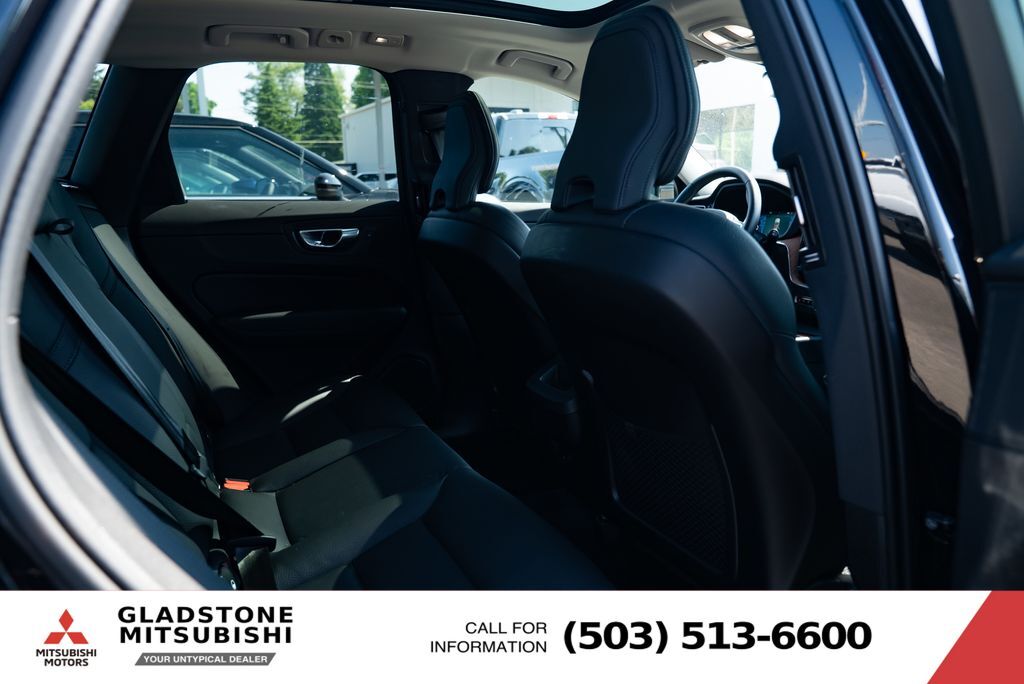 2024 Volvo XC60 B5 Plus Dark Theme Milwaukie OR