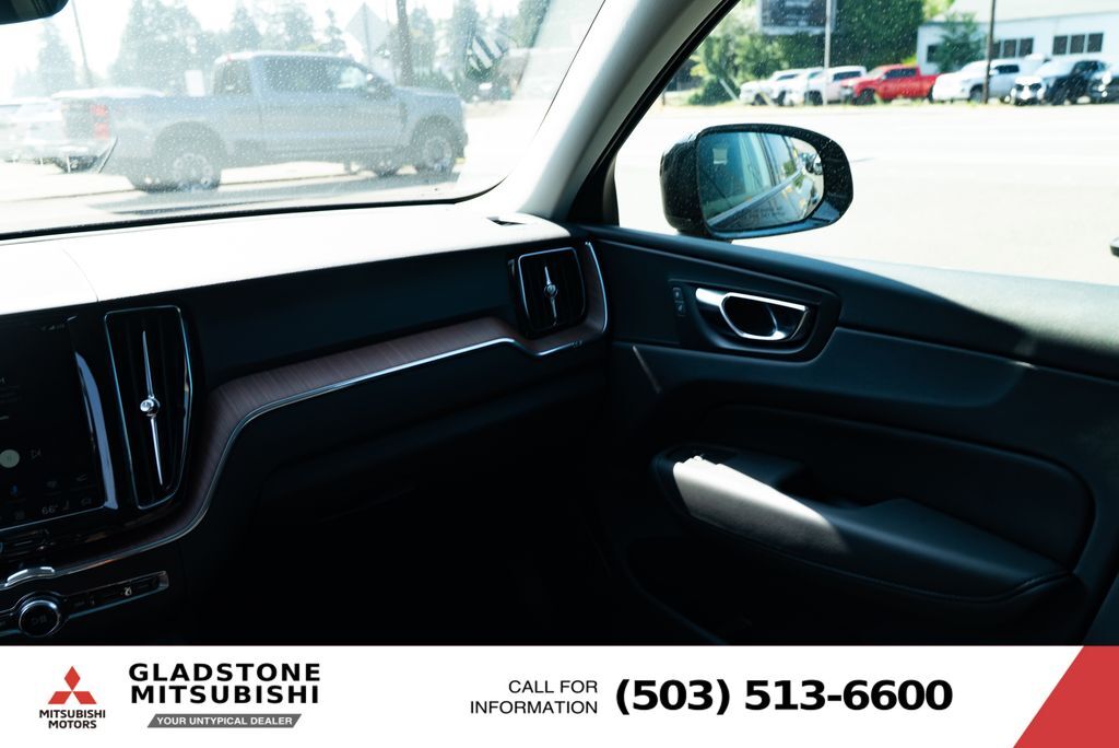 2024 Volvo XC60 B5 Plus Dark Theme Milwaukie OR