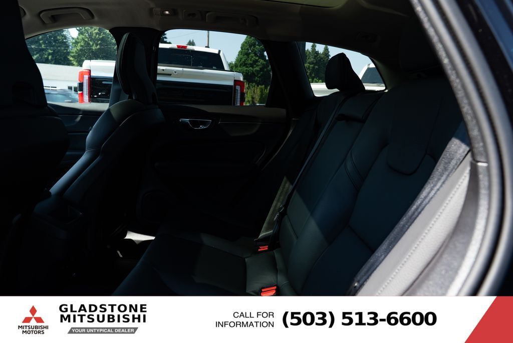 2024 Volvo XC60 B5 Plus Dark Theme Milwaukie OR