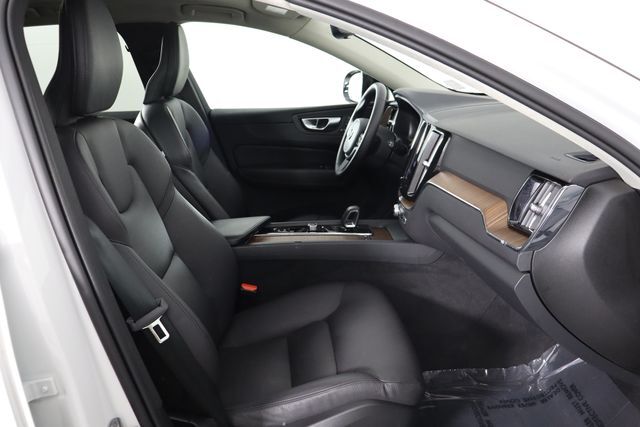 2024 Volvo XC60 B5 Plus Dark Theme Raleigh NC
