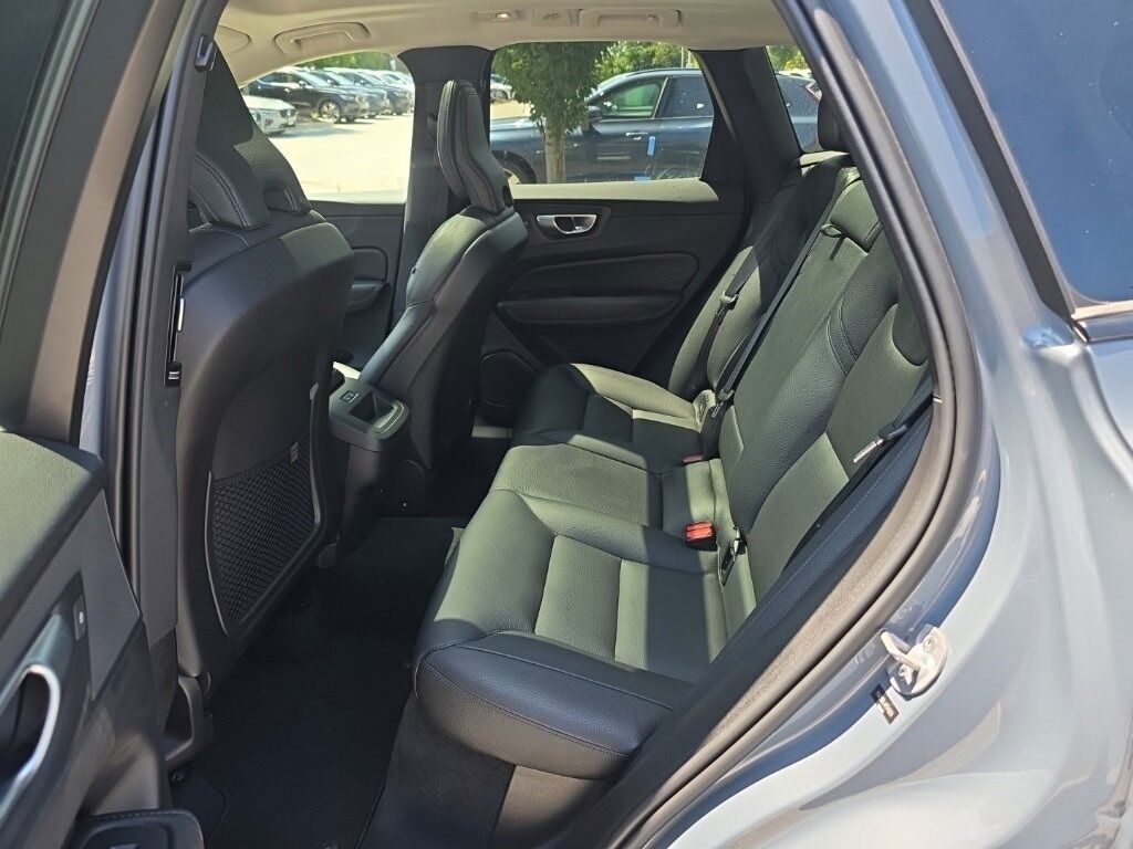 2024 Volvo XC60 B5 Plus Dark Theme Hunt Valley MD