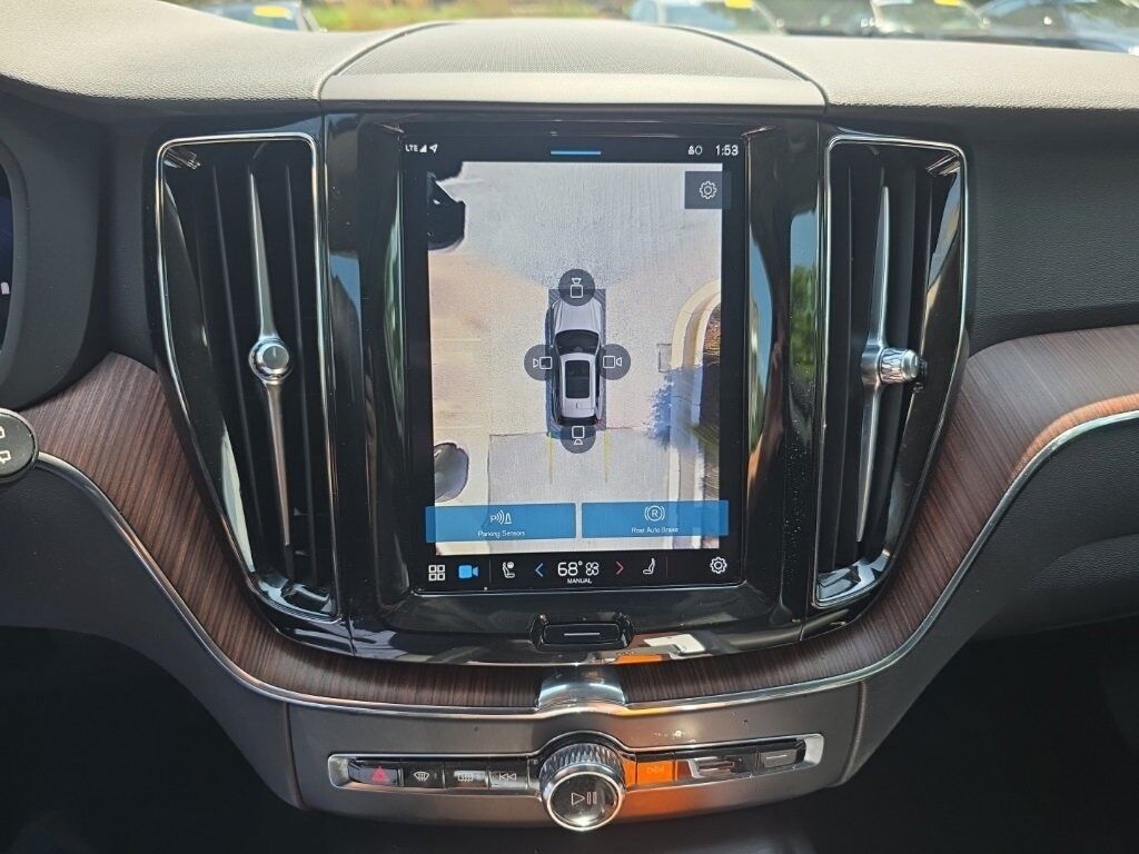 2024 Volvo XC60 B5 Plus Dark Theme Hunt Valley MD