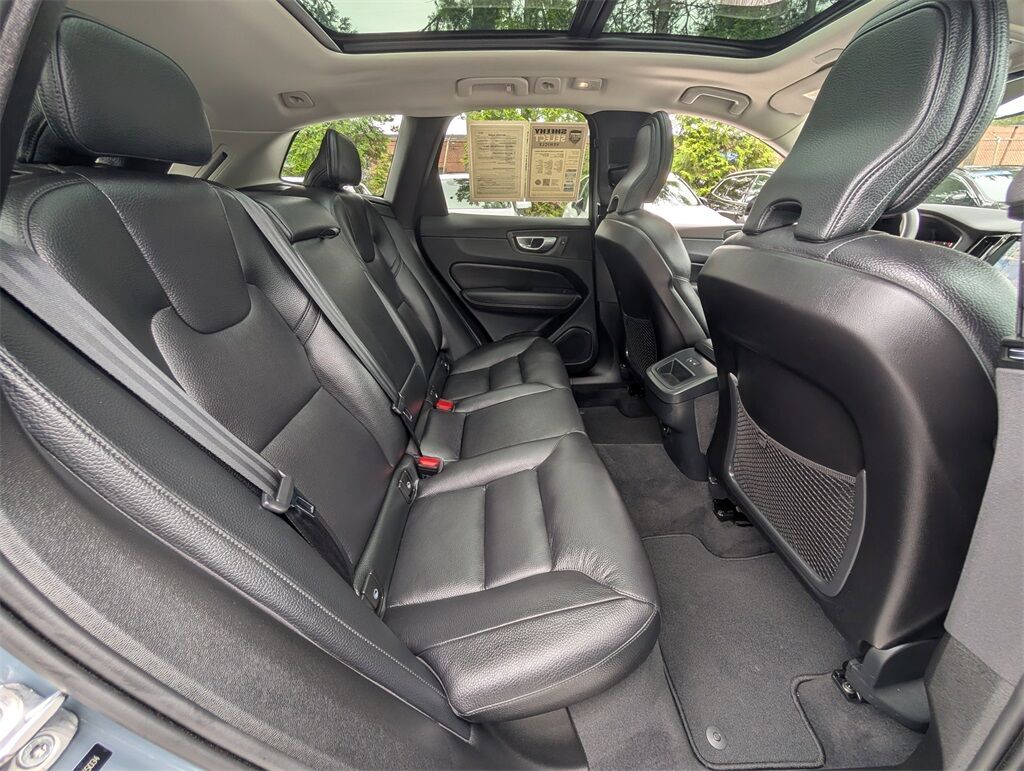 2024 Volvo XC60 B5 Plus Dark Theme Hunt Valley MD